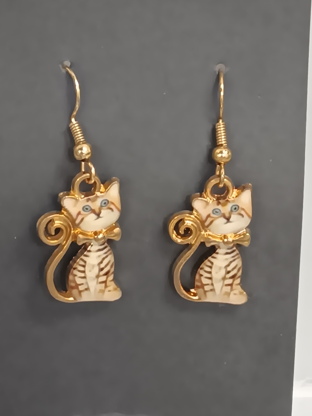 Handmade Grey and White Tabby Cat Dangle/Drop Earrings.